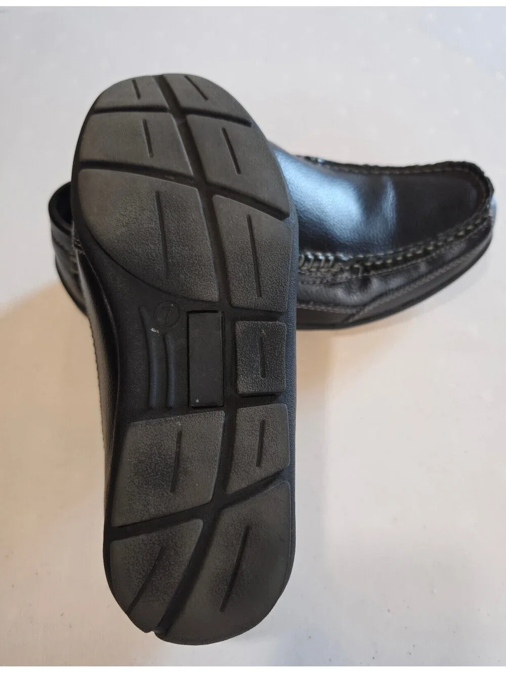 Men's Black Leather Slip-On Loafers by Stone Canyon 7 M